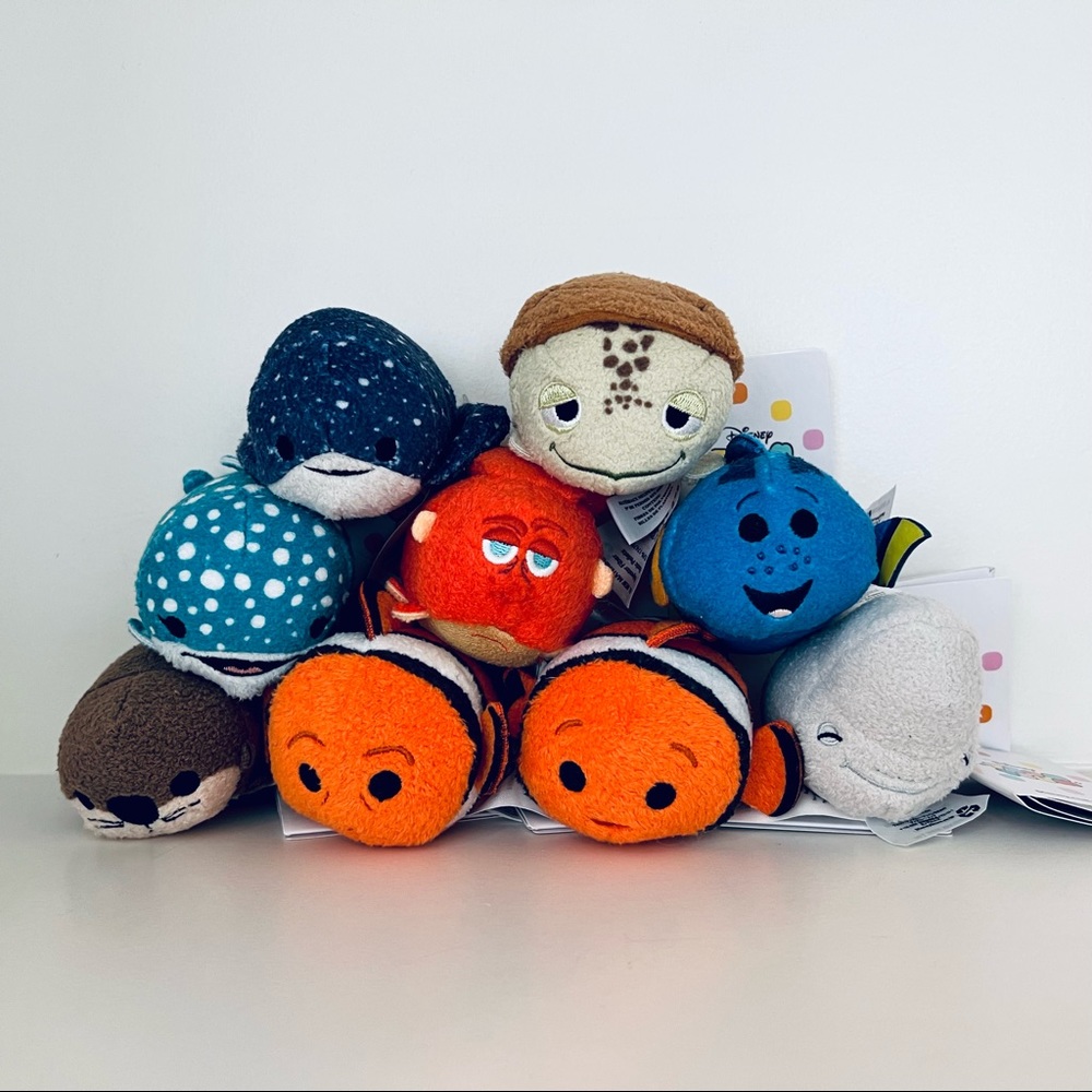 NWT Disney Tsum Tsum Rare Finding Dory Full Set of 9 Nemo Marlin Plush Beanie